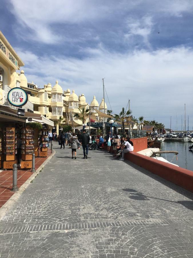 Magnificent Port-Beach 5* Luxury Residence Benalmádena Esterno foto